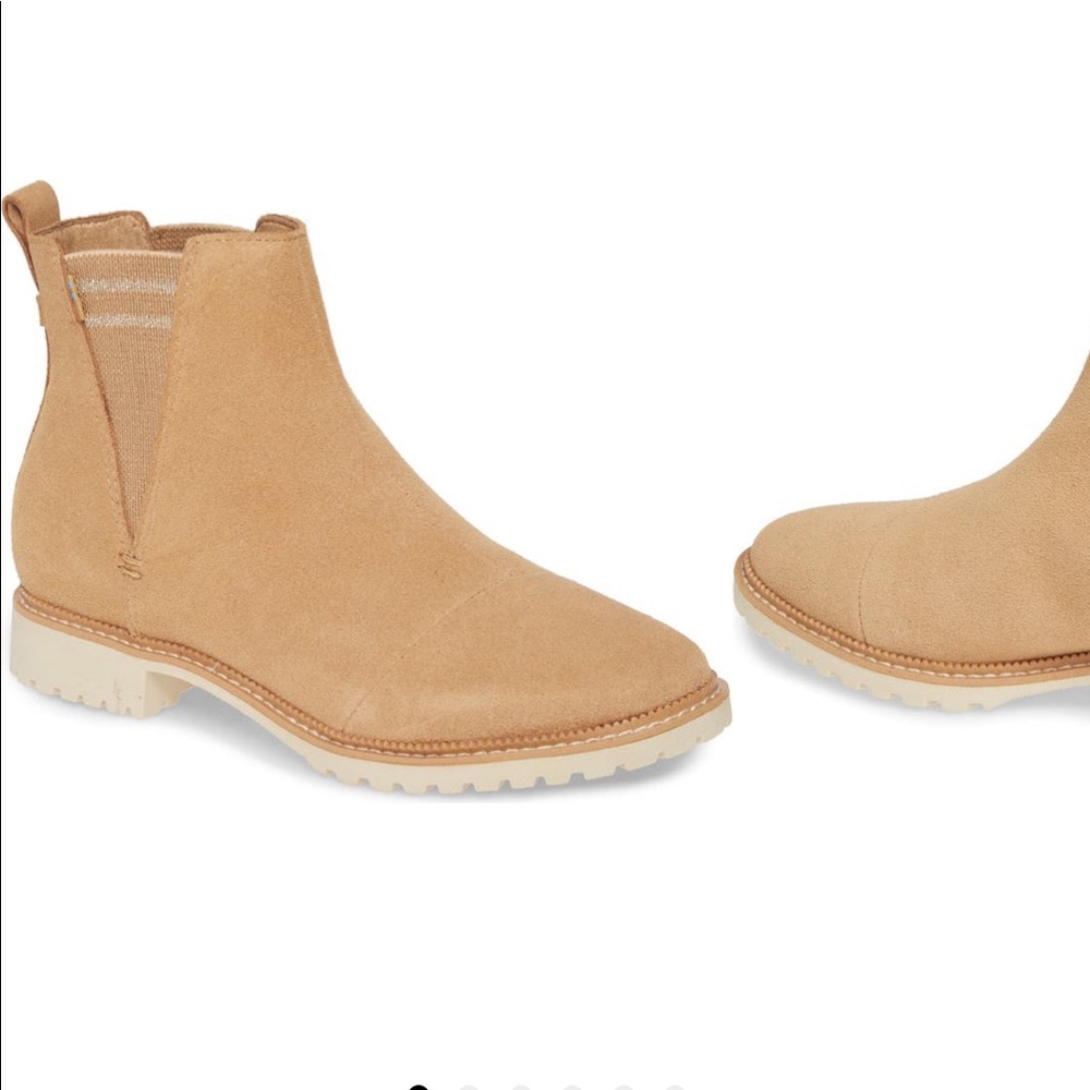 TOMS NWT❗️NIB❗️Cleo Water Resistant Chelsea Ankle Boots - Picture 8 of 9